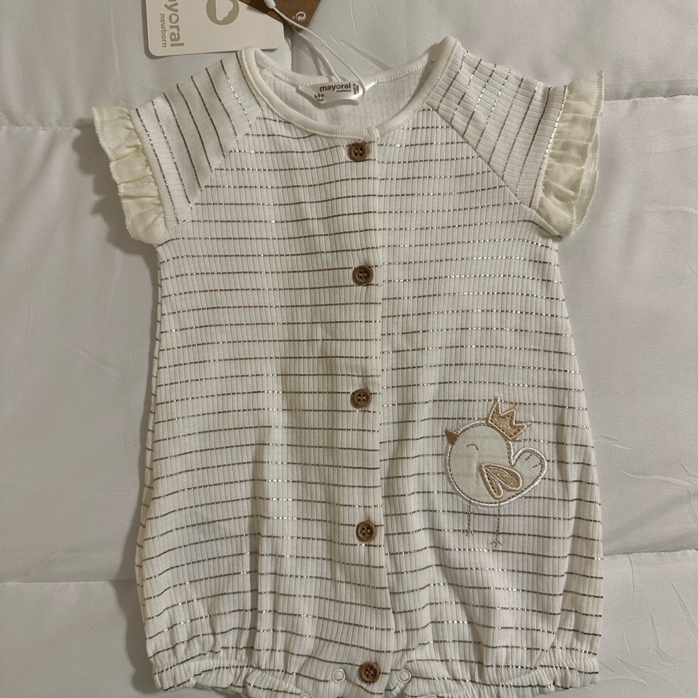 NWT mayoral 6-9 month jumper. Gold and ivory